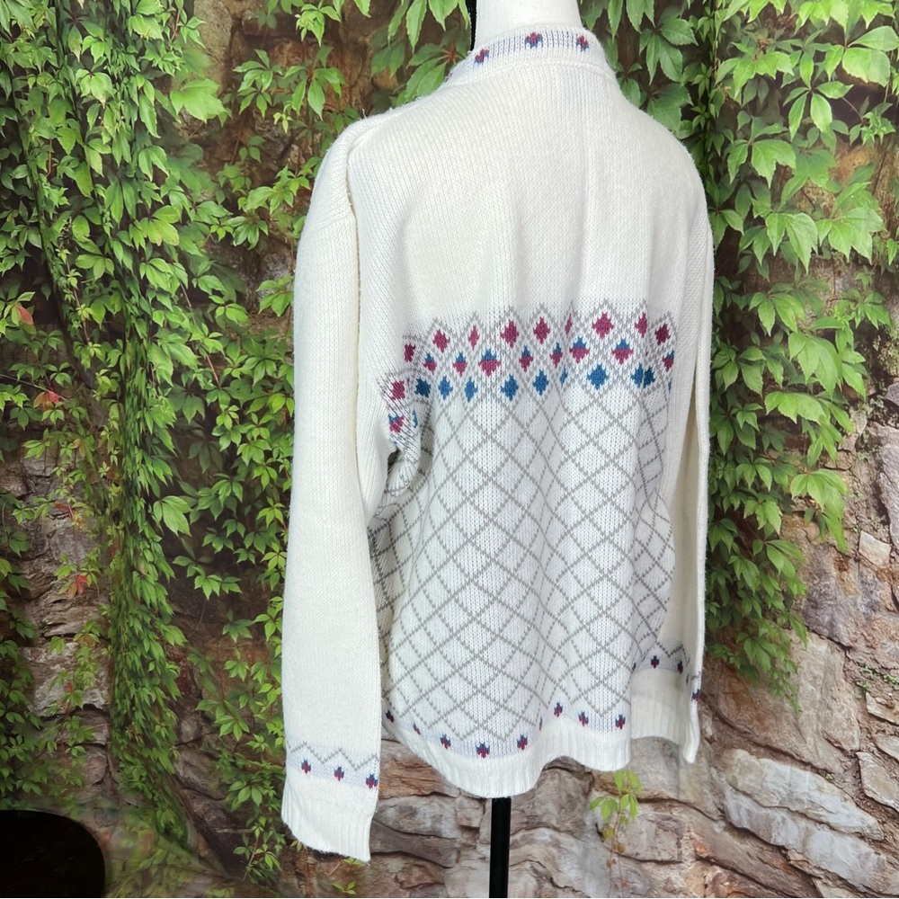 VINTAGE AMANA WOOLEN MILL Nordic Cardigan, 44/XL - Picture 5 of 10